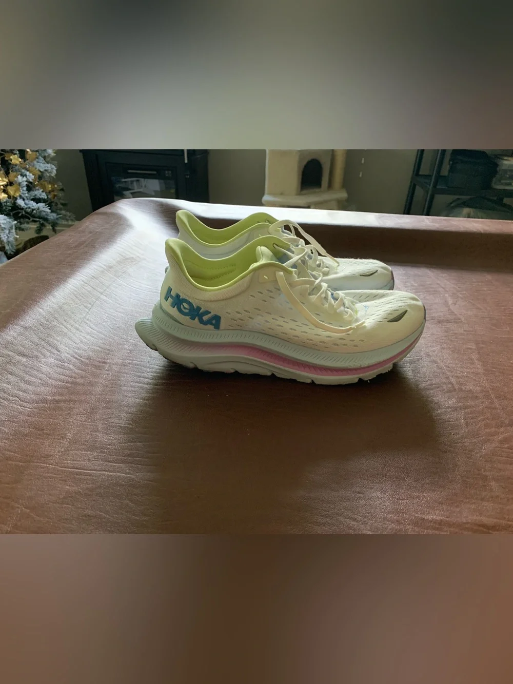 HOKA Women's Kawana Shoes Size 7 - Picture 4 of 7